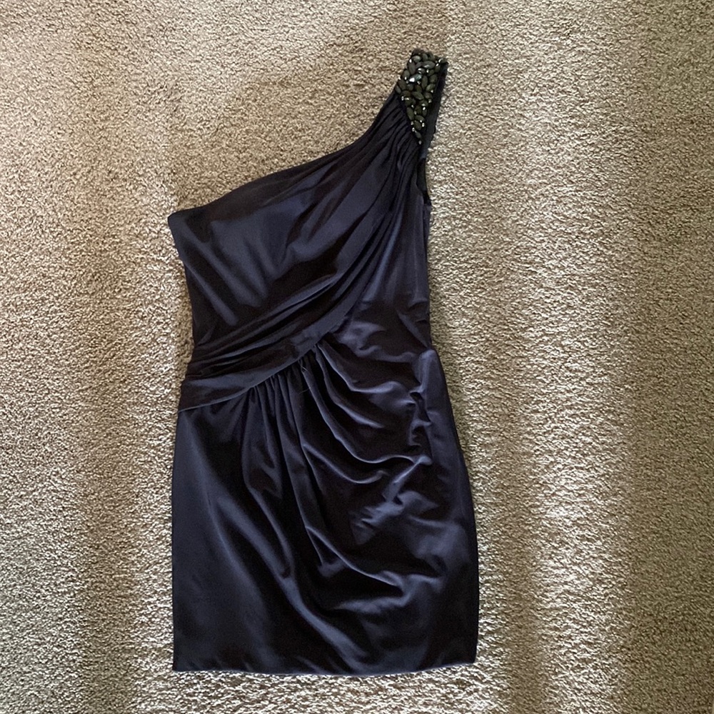 One shoulder party dress size 4
